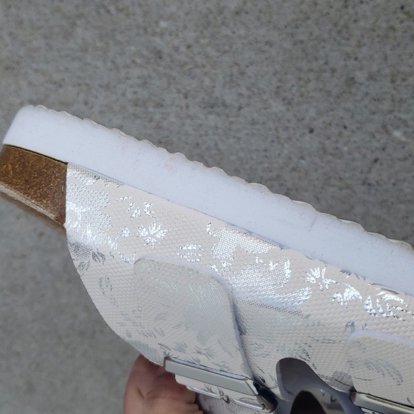 Natural Walk by Esmara Womens Floral Metallic Buckle Sandals Size 7 Comfort - Picture 15 of 15